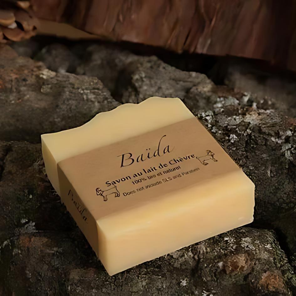 Savon artisanal bio au lait de chèvre - Baïda Skincare, vue produit